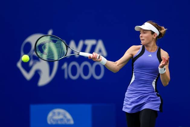 WUHAN, CHINA - OCTOBER 07: Katie Volynets of United States competes in the Women s Singles Round of 64 match against Anastasia Potapova of Russia on day three of 2024 Wuhan Open at Optics Valley International Tennis Center on October 7, 2024 in Wuhan, Hubei Province of China.  Copyright: xVCGx 111522342639