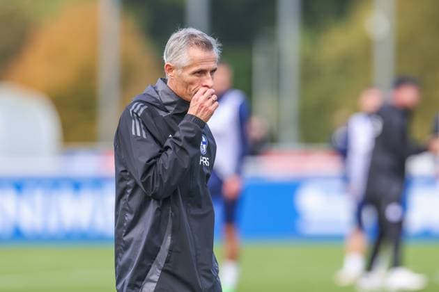 07 10 2024, Football, Season 2024 2025, 2 Bundesliga, Training FC Schalke 04, Head Coach Kees van Wonderen FC Schalke 04 Gelsenkirchen NRW Germany xRHR FOTOx Copyright: RHR-FOTOx RHR-FOTO