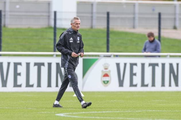 07 10 2024, Football, Season 2024 2025, 2 Bundesliga, Training FC Schalke 04, Head Coach Kees van Wonderen FC Schalke 04 Gelsenkirchen NRW Germany xRHR FOTOx Copyright: RHR-FOTOx RHR-FOTO