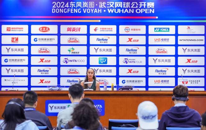 WUHAN, CHINA - OCTOBER 07: ELeylah Fernandez of Canada attends a press conference, PK, Pressekonferenz on day three of 2024 Wuhan Open at Optics Valley International Tennis Center on October 7, 2024 in Wuhan, Hubei Province of China.  Copyright: xVCGx 111522386671