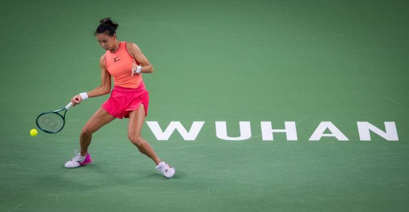 (241007) -- WUHAN, Oct. 7, 2024 -- Yuan Yue of China hits a return during the women s singles round of 64 match against Clara Burel of France at the 2024 Wuhan Open tennis tournament in Wuhan, capital of central China s Hubei Province, Oct. 7, 2024. ) (SP)CHINA-WUHAN-TENNIS-WUHAN OPEN-WOMEN S SINGLES (CN) HuxJingwen 