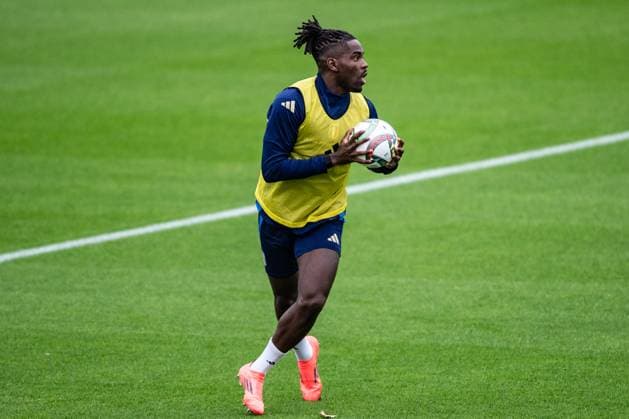 Italy Training Session Caleb Okoli attends the Italy training camp session in Coverciano, Florence, on October 7, 2024. Coverciano, Florence Italy  Copyright: xGiacomoxCosuax originalFilename:cosua-notitle231008_npZNL.jpg
