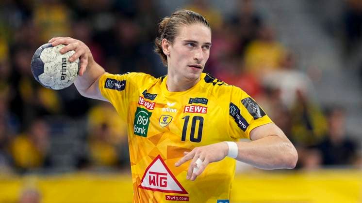 Juri Knorr RNL, 10 , on the ball, single picture, single photo, action, action, 07 10 2024, Mannheim Germany , Handball, Bundesliga, Rhein Neckar Löwen Handball Sport Verein Hamburg xozx