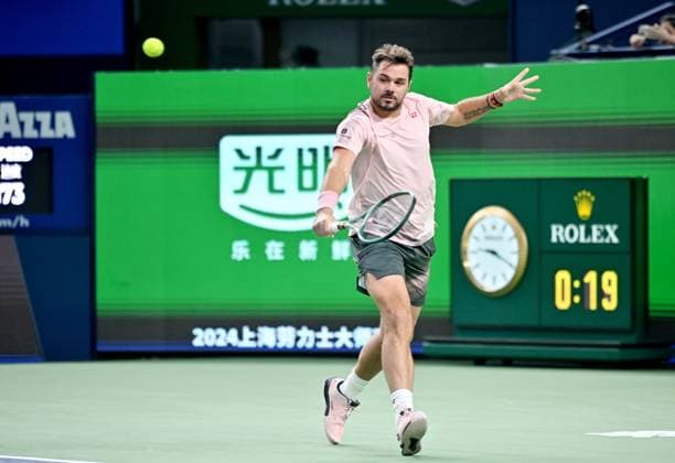 SHANGHAI, CHINA - OCTOBER 07: Stanislas Wawrinka of Switzerland hits a return in the Men s Singles Round of 64 match against Flavio Cobolli of Italy on Day 8 of 2024 Shanghai Rolex Masters at Qi Zhong Tennis Centre on October 7, 2024 in Shanghai, China.  Copyright: xZhangxHaohaox 111522432411