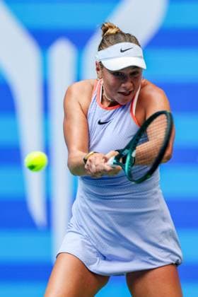 WUHAN, CHINA - OCTOBER 08: Amanda Anisimova of United States competes in the Women s Singles Round of 64 match against Cristina Bucsa of Spain on day four of 2024 Wuhan Open at Optics Valley International Tennis Center on October 8, 2024 in Wuhan, Hubei Province of China.  Copyright: xVCGx 111522571733