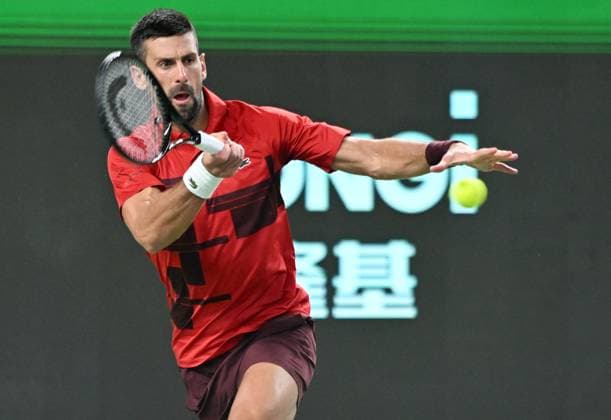 SHANGHAI, CHINA - OCTOBER 08: Novak Djokovic of Serbia competes in the Men s Singles Round of 32 match against Flavio Cobolli of Italy on Day 9 of 2024 Shanghai Rolex Masters at Qi Zhong Tennis Centre on October 8, 2024 in Shanghai, China.  Copyright: xZhangxHaohaox 111522613397