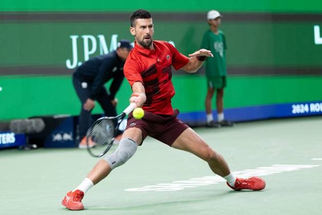 SHANGHAI, CHINA - OCTOBER 08: Novak Djokovic of Serbia competes in the Men s Singles Round of 32 match against Flavio Cobolli of Italy on Day 9 of 2024 Shanghai Rolex Masters at Qi Zhong Tennis Centre on October 8, 2024 in Shanghai, China.  Copyright: xVCGx 111522613154