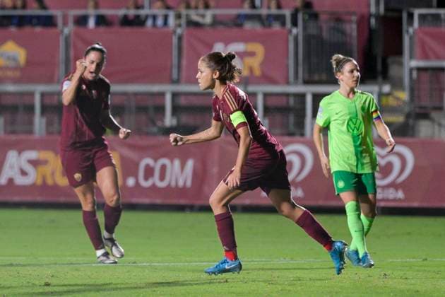 AS Roma s Manuela Giugliano celebrates after scoring the goal 1-0 during the UEFA Women& x2019;s Champions League 2024 2025 Group A between AS Roma vs Wolfsburg at the Tre Fontane stadium Rome on 08 October 2024. - Soccer.  Copyright: xFabrizioxCorradetti LaPressex