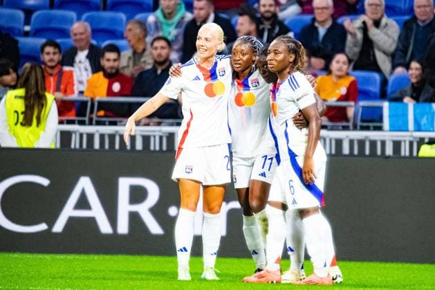 Joie des joueuses de l’OL aprés le but de Kadidiatou Diani (OL) FOOTBALL : Olympique Lyonnais vs Galatasaray - UEFA Women?s Champions League - Journée 1 - 08 10 2024 BaptisteAutissier Panoramic 