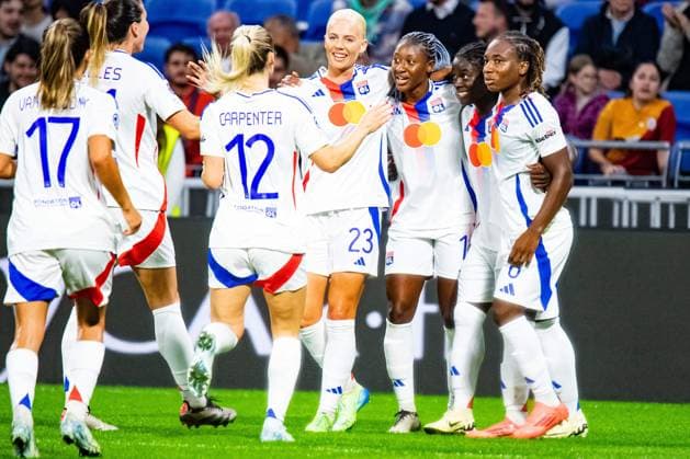 Joie des joueuses de l’OL aprés le but de Kadidiatou Diani (OL) FOOTBALL : Olympique Lyonnais vs Galatasaray - UEFA Women?s Champions League - Journée 1 - 08 10 2024 BaptisteAutissier Panoramic 