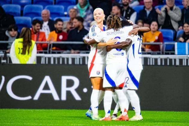 Joie des joueuses de l’OL aprés le but de Kadidiatou Diani (OL) FOOTBALL : Olympique Lyonnais vs Galatasaray - UEFA Women?s Champions League - Journée 1 - 08 10 2024 BaptisteAutissier Panoramic 