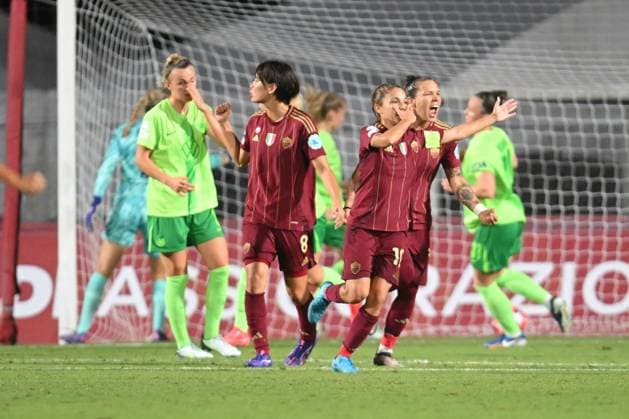 Manuela Giugliano of A.S. Roma Women during the Women Champion League Rome vs Wolfsburg 08 October 2024 at the Tre Fontane Stadium in Rome  Copyright: xMassimilianoxCervera IPAxSportx x xx IPA_50438411 IPA_Agency_IPA50438411