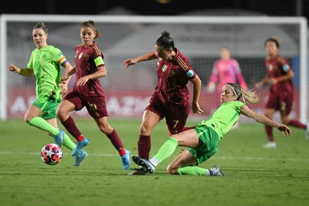CALCIO - Champions League Women - Roma Women vs Wolfsburg Evelyne Viens of A.S. Roma Women during the Women Champion League Rome vs Wolfsburg 08 October 2024 at the Tre Fontane Stadium in Rome Rome Italy  Copyright: xIPAxSport ABACAx