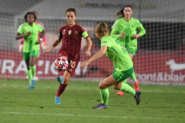 CALCIO - Champions League Women - Roma Women vs Wolfsburg Manuela Giugliano of A.S. Roma Women during the Women Champion League Rome vs Wolfsburg 08 October 2024 at the Tre Fontane Stadium in Rome Rome Italy  Copyright: xIPAxSport ABACAx