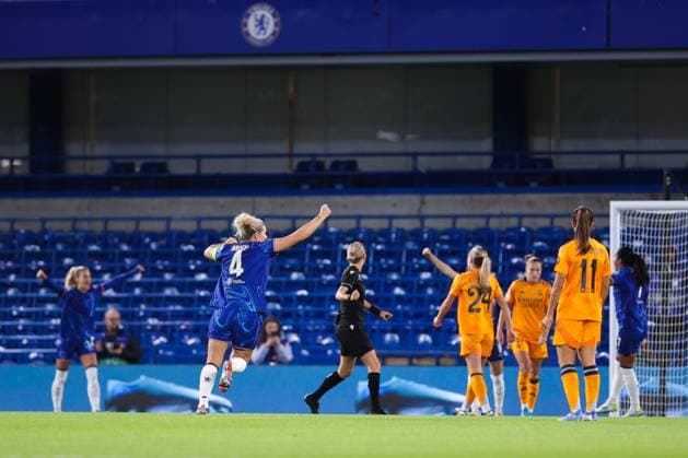 Chelsea Women v Real Madrid Women UEFA Womens Champions League Millie Bright of Chelsea Women celebrates her teams first goal by Sjoeke Nüsken to make the score 1-0 during the UEFA Womens Champions League Group B match at Stamford Bridge, London UK Newspapers OUT Copyright: xChrisxMyattx FIL-20740-0014