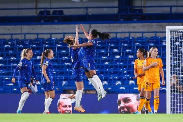 Chelsea Women v Real Madrid Women UEFA Womens Champions League Sjoeke Nüsken and Mayra Ramirez of Chelsea Women celebrates her teams first goal to make the score 1-0 during the UEFA Womens Champions League Group B match at Stamford Bridge, London UK Newspapers OUT Copyright: xChrisxMyattx FIL-20740-0015
