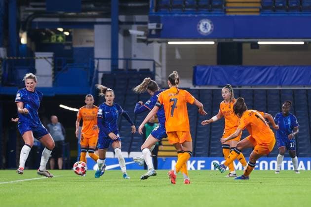 Chelsea Women v Real Madrid Women UEFA Womens Champions League Alba Redondo of Real Madrid Women scores her teams first goal to make the score 2-1 during the UEFA Womens Champions League Group B match at Stamford Bridge, London UK Newspapers OUT Copyright: xChrisxMyattx FIL-20740-0018