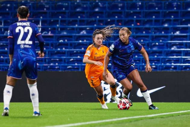 Chelsea Women v Real Madrid Women UEFA Womens Champions League Lauren James of Chelsea Women dribbles the ball during the UEFA Womens Champions League Group B match at Stamford Bridge, London UK Newspapers OUT Copyright: xChrisxMyattx FIL-20740-0039