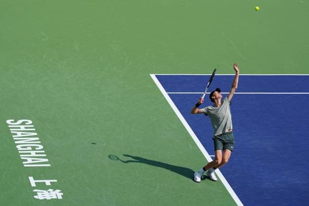 (241009) -- SHANGHAI, Oct. 9, 2024 -- Jannik Sinner serves during the men s singles round of 16 match between Jannik Sinner of Italy and Ben Shelton of the United States at the ATP, Tennis Herren World Tour Shanghai Masters tennis tournament in Shanghai, east China, Oct. 9, 2024. ) (SP)CHINA-SHANGHAI-TENNIS-ATP TOUR-SHANGHAI MASTERS(CN) XuxYanan 