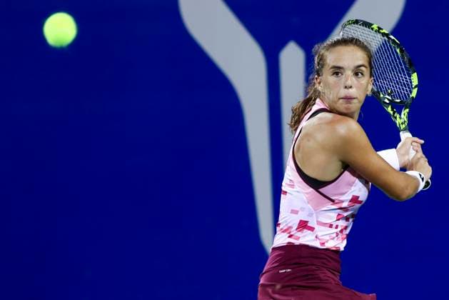 WUHAN, CHINA - OCTOBER 09: Lucia Bronzetti of Italy competes in the Women s Singles Round of 32 match against Wang Xinyu of China on day five of 2024 Wuhan Open at Optics Valley International Tennis Center on October 9, 2024 in Wuhan, Hubei Province of China.  Copyright: xVCGx 111522766532