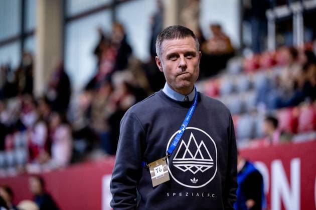 Alexander Straus FC Bayern Muenchen, Coach , GER, FC Bayern Muenchen vs Arsenal WFC, Football UEFA Women™s Champions League, Group C, Matchday 1, 2024 2025 season, 09 10 2024 GER, FC Bayern Muenchen vs Arsenal WFC, Football UEFA Women™s Champions League, Matchday 1, 2024 2025 season, 09 10 2024 Muenchen Copyright: xEibner-Pressefoto Memmlerx EP_MMR