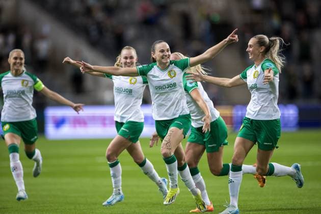 241009 Vilde Hasund of Hammarby celebrates the 1 0 goal during the UEFA Women s Champions League football match between Hammarby and St Pölten on October 9, 2024 in Stockholm Photo Kenta Jönsson BILDBYRAN COP 210 KJ0195 fotboll football soccer fotball champions league hammarby st pölten dam bbeng bbauto jubel  Copyright: KENTAxJÖNSSON BB241009KJ039