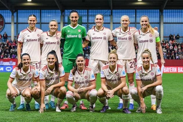 Soccer I Women I Season 2024 2025 I Champions League I FC Bayern Munich Arsenal WFC I 09 10 2024 Team photo FC Bayern Munich before the start of the match Munich Ingolstädter Straße 272 Bayern Germany Copyright: xLobeca InesxHähnelx