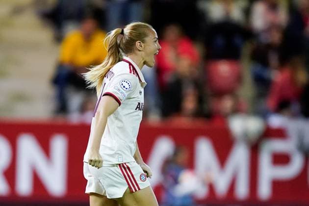 Munich, Germany, October 9th 2024: Glodis Viggosdottir (4 FC Bayern Munich) celebrates after scoring her teams first goal during the UEFA Womens Champions League Group stage football match between FC Bayern Munich and Arsenal FC at FC Bayern Campus in Munich, Germany. (Daniela Porcelli SPP) Copyright: xDanielaxPorcellix xSPPx spp-en-DaPoSp-20241009-_DP13651