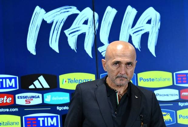 Football, Italy national team, Press conference