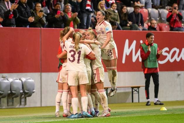 Soccer, UEFA Womens Champions League, 20241009, FC Bayern Munich Arsenal WFC In the picture Bayern goal cheers cheers goal 2 1 Munich FC Bayern Campus Bayern Germany Copyright: Passion2Press MarkusxFischerx
