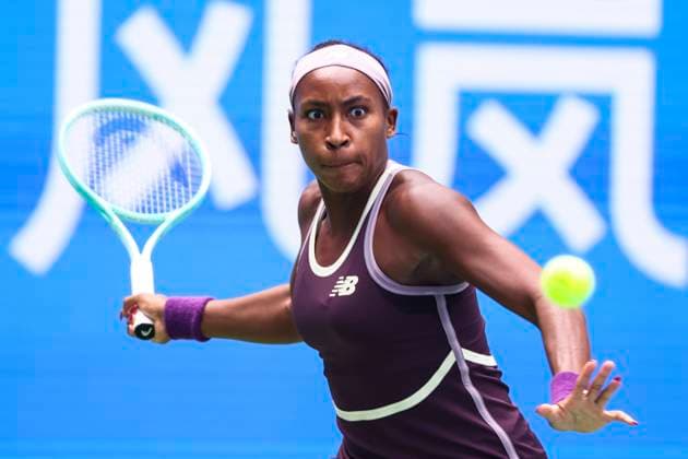 Tennis, WTA-Turnier in Wuhan WUHAN, CHINA - OCTOBER 10: Coco Gauff of United States competes in the Women s Singles Round of 16 match against Marta Kostyuk of Ukraine on day six of 2024 Wuhan Open at Optics Valley International Tennis Center on October 10, 2024 in Wuhan, Hubei Province of China.  Copyright: xVCGx 111522934879