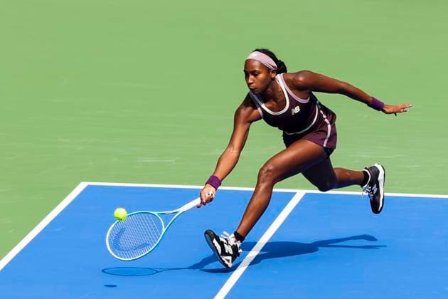 Tennis, WTA-Turnier in Wuhan WUHAN, CHINA - OCTOBER 10: Coco Gauff of United States competes in the Women s Singles Round of 16 match against Marta Kostyuk of Ukraine on day six of 2024 Wuhan Open at Optics Valley International Tennis Center on October 10, 2024 in Wuhan, Hubei Province of China.  Copyright: xVCGx 111522936633