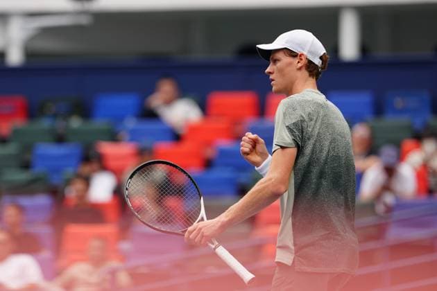 (241010) -- SHANGHAI, Oct. 10, 2024 -- Jannik Sinner celebrates scoring during the men s singles quarterfinal match between Jannik Sinner of Italy and Daniil Medvedev of Russia at the ATP, Tennis Herren World Tour Shanghai Masters tennis tournament in Shanghai, east China, Oct. 10, 2024. ) (SP)CHINA-SHANGHAI-TENNIS-ATP TOUR-SHANGHAI MASTERS(CN) XuxYanan 
