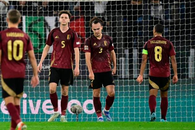 Italy v Belgium - UEFA Nations League 10 10 2024 ROME, ITALY - OCTOBER 10 : Belgian players De Cuyper Maxim midfielder of Belgium, Theate Arthur defender of Belgium look dejected after Retegui Mateo forward of Italy scores a goal during the 2024 - 2025 UEFA Nations League - League phase League A Group A2 match between Italy and Belgium at the Stadio Olympico on October 10, 2024 in Rome, Italy, 10 10 2024 Rome Italy  Copyright: xPeterxDexVoechtx
