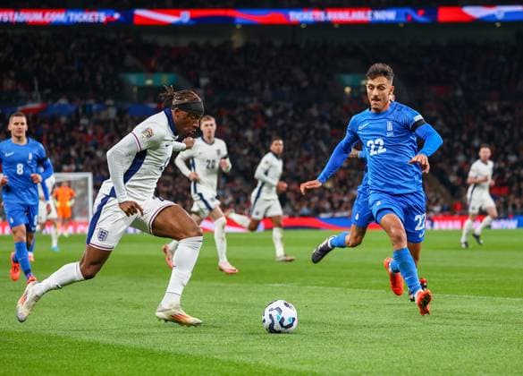 England v Greece UEFA Nations League Noni Madueke of England and Dimitris Giannoulis of Greece during the UEFA Nations League Group F match at Wembley Stadium, London UK Newspapers OUT Copyright: xYannisxHalasx FIL-20750-0073