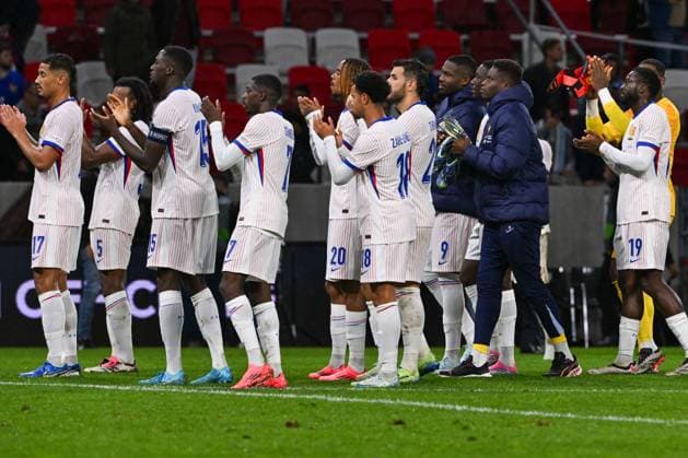 CALCIO - UEFA Nations League - Israel vs France France greets the fans at the end of the match of the UEFA Nations League match between Israel vs. France on 10th October 2024 at the Bozsik Arena stadium in Budapest, Hungary Budapest Hungary  Copyright: xIPAxSport ABACAx