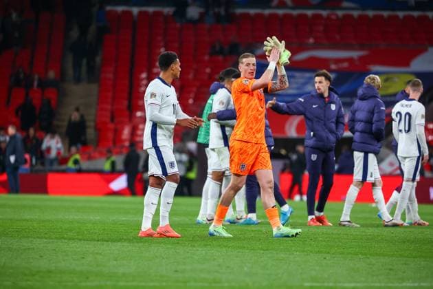 England v Greece UEFA Nations League Jordan Pickford and Ollie Watkins of England at the end of the UEFA Nations League Group F match at Wembley Stadium, London UK Newspapers OUT Copyright: xYannisxHalasx FIL-20750-0137