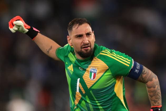 Rome, Italy, 10th October 2024. Gianluigi Donnarumma of Italy celebrates after team mate Andrea Cambiaso scored to give the side a 1-0 lead during the UEFA Nations League match at Stadio Olimpico, Rome. Picture credit should read: Jonathan Moscrop Sportimage EDITORIAL USE ONLY. No use with unauthorised audio, video, data, fixture lists, club league logos or live services. Online in-match use limited to 120 images, no video emulation. No use in betting, games or single club league player publications. SPI-3351-0041
