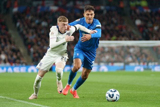 England v Greece Cole Palmer of England under pressure from Georgios Vagiannidis of Greece during the England v Greece UEFA Nations League Round 1 match at Wembley Stadium, London, England, United Kingdom on 10 October 2024 Editorial use only. All images are copyright Every Second Media Limited. No images may be reproduced without prior permission. Copyright: xIMAGO EveryxSecondxMediax ESM-1167-0148