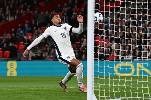 England v Greece UEFA Nations League 10 10 2024. Group 2 Levi Colwill (15) of England running back to clear the ball off the line after a shot at goal by Tasos Bakasetas (11) of Greece after a mistake by Jordan Pickford (1) of England during the UEFA Nations League match between England and Greece at Wembley Stadium, London, England on 10 October 2024. London Wembley Stadium Greater London England Editorial use only , Copyright: xGrahamxHuntx PSI-20580-0306