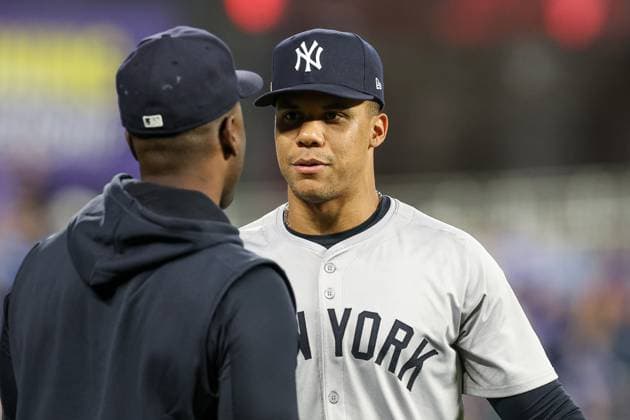 MLB, Baseball Herren, USA 2024: ALDS Yankees vs Royals OCT 10 October 10, 2024: New York Yankees right fielder Juan Soto (22) before game 4 of the American League Division Series against the Kansas City Royals at Kauffman Stadium in Kansas City, MO. David Smith CSM (Credit Image: Â David Smith Cal Media) Kansas City Mo United States of America EDITORIAL USE ONLY Copyright: xx ZUMA-20241010_zma_c04_045.jpg DavidxSmithx csmphotothree304950