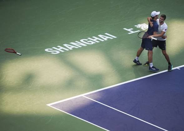 SHANGHAI, CHINA - OCTOBER 11: Wesley Koolhof of Netherlands and Nikola Mektic of Croatia celebrate after winning the Men s Doubles Semifinal match against Santiago Gonzalez of Mexico and Edouard Roger-Vasselin of France on day 12 of 2024 Shanghai Rolex Masters at Qi Zhong Tennis Centre on October 11, 2024 in Shanghai, China.  Copyright: xVCGx 111523211018