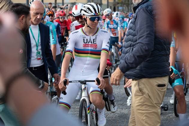 Tadej Poga?ar, UAE Team Emirates during Giro di Lombardia, Street Cycling race in Bergamo, Italy, October 12 2024  Copyright: xSilviaxColombo IPAxSportx xipa-ax xx IPA_50545930 IPA_Agency_IPA50545930