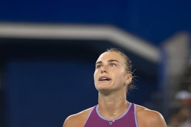 (241012) -- WUHAN, Oct. 12, 2024 -- Aryna Sabalenka reacts during the women s singles semifinal match between Aryna Sabalenka of Belarus and Coco Gauff of the United States at the 2024 Wuhan Open tennis tournament in Wuhan, central China s Hubei Province, Oct. 12, 2024. ) (SP)CHINA-WUHAN-TENNIS-WUHAN OPEN-WOMEN S SINGLES (CN) XiaoxYijiu 