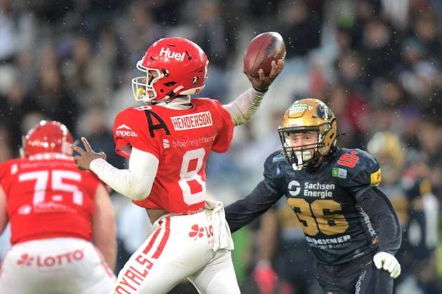 Jaylon Henderson 8, QB, Potsdam Royals GER, Potsdam Royals vs Dresden Monarchs, American Football, GFL, Bowl, Season 2024 25, 12 10 2024 GER, Dresden Monarchs vs Potsdam Royals, American Football, GFL, Bowl, Season 2024 25, 12 10 2024 Essen Copyright: xEibner-Pressefoto FlorianxWolfx EP_FWF