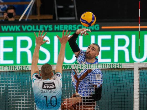 Attack Herrschings 3 Victor RODRIGUEZ PEREZ Volleyball Herrsching Dueren Volleyball Bundesliga, WWK Volleys Herrsching SWD Power Volleys Düren 3 2, Main Round, Season 2024 2025, 12 10 2024, in Munich, Germany, Source Copyright Credit Oryk HAIST xVOLLEYBALL-HERRSCHING-DUERENx