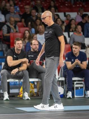 Disappointed Dueren coach Christoph ACHTEN Volleyball Herrsching Dueren Volleyball Bundesliga, WWK Volleys Herrsching SWD Power Volleys Düren 3 2, Main Round, Season 2024 2025, 12 10 2024, in Munich, Germany, Source Copyright Credit Oryk HAIST xVOLLEYBALL-HERRSCHING-DUERENx