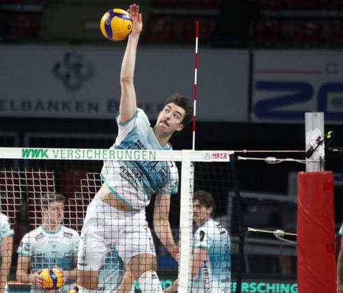 Matthew NEAVES Dueren , He Volleyballl, Bundesliga 2024 25 WWK Volleys Herrsching vs SWD powervolleys Dueren, 12 10 24, Munich, BMW Park, Copyright: WolfgangxFehrmann