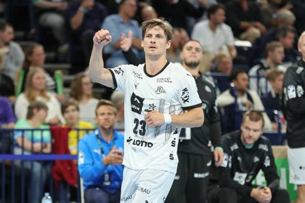 11 10 2024, xgox, Handball Daikin, HBL Handball Sport Verein Hamburg THW Kiel emspor, v l Rune Dahmke Kiel, 23 Jubel, Torjubel, jubelt ueber das Tor, celebrate the goal, celebration Hamburg