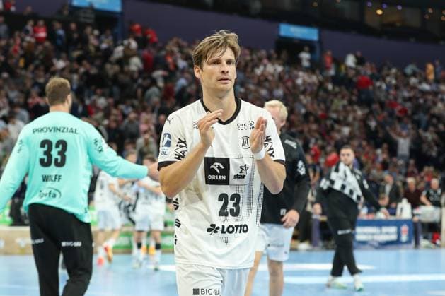 11 10 2024, xgox, Handball Daikin, HBL Handball Sport Verein Hamburg THW Kiel emspor, v l Rune Dahmke Kiel, 23 Hamburg